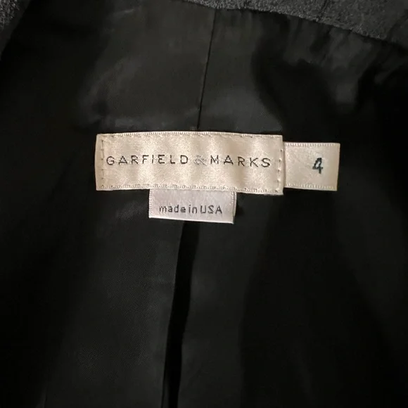 Elegant Suit. Rich gray w/black pinstripes.  Side pockets on slacks. - Picture 4 of 4